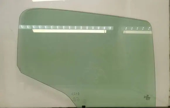 Peugeot 308 Rear door window glass