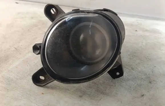 Volkswagen PASSAT B5.5 Front fog light 3B7941604 59701R