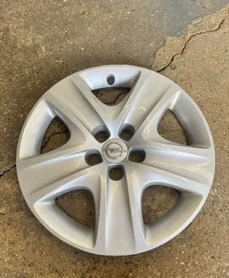 Opel Zafira C R16 wheel hub/cap/trim 13267806 13267807 461088395