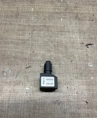 Mercedes-Benz E W211 ESP acceleration yaw rate sensor A1635420618 10098001241 0691300922