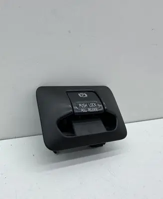 Volvo XC60 Hand parking brake switch 31343242