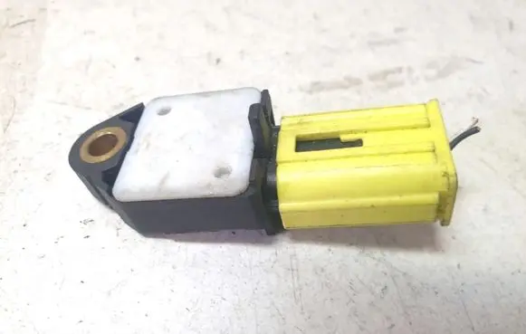 Toyota Verso Airbag deployment crash/impact sensor 898310F010