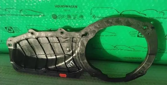 Audi A6 S6 C7 4G Front door speaker 4G0837103