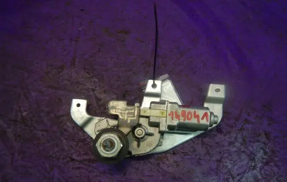 Suzuki Swift I Rear window wiper motor
