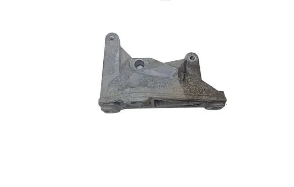 BMW X5 E70 Engine mounting bracket 13517805421