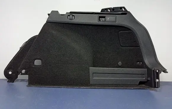 Volkswagen Golf Sportsvan Tailgate/boot cover trim set 5G9867428AB