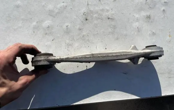 Tesla Model S Rear control arm 10274260044