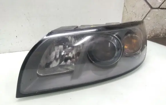 Volvo V50 Headlight/headlamp
