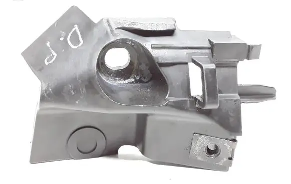 Front bumper mounting bracket