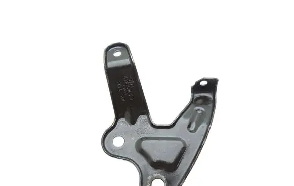 Volkswagen Touareg II Engine mount bracket 059145961R