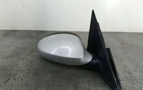 BMW 1 E81 E87 Front door electric wing mirror 