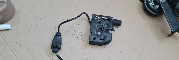 Audi A7 S7 4G Engine bonnet/hood lock/catch 4G0823509C