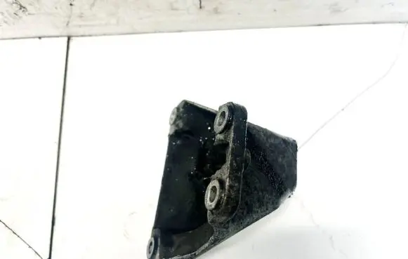 BMW 5 GT F07 Engine mounting bracket de19564510 5795958