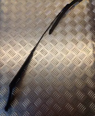 Volkswagen Polo V 6R Front wiper blade arm 6R1955410A