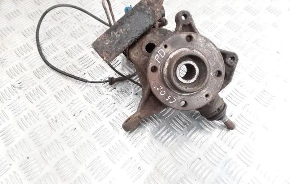 Citroen C5 Front wheel hub spindle knuckle