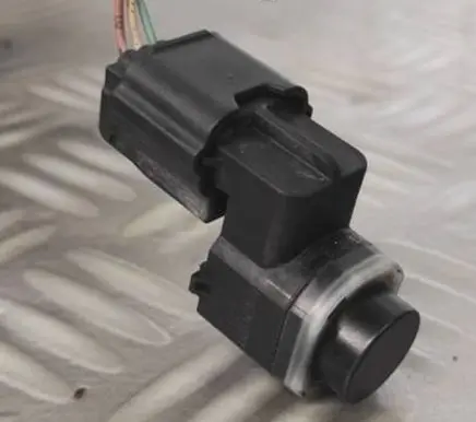 Renault Trafic III (X82) Parking PDC sensor 284426105R