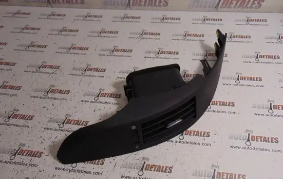 Toyota Corolla Verso AR10 Dash center air vent grill 5568064020