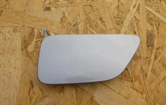 Nissan Leaf I (ZE0) Front tow hook cap/cover 622A05SK0A