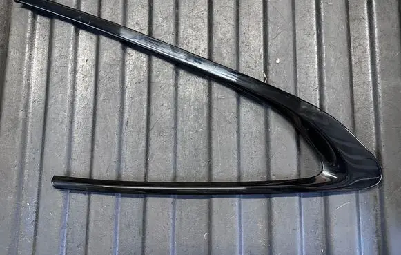 BMW 6 G32 Gran Turismo Rear side glass trim 51408495573 8495573 16444510