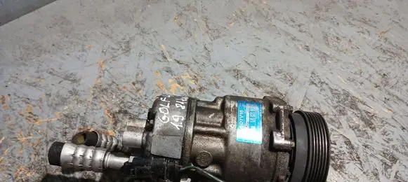 Volkswagen Golf IV Air conditioning (A/C) compressor (pump) 1J0820803