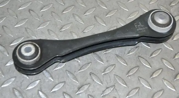 BMW 4 F32 F33 Rear upper control arm/wishbone 6792539