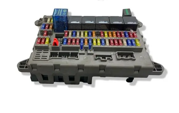 Land Rover Freelander Fuse module 53070143B YWC500211 315897