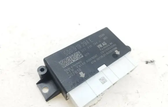Volkswagen Golf VII Parking PDC control unit/module 5Q0919294E 5Q0919294A 307618