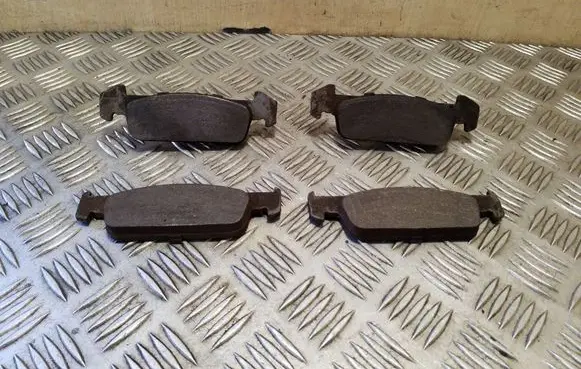 Dacia Sandero Brake pads (front) 