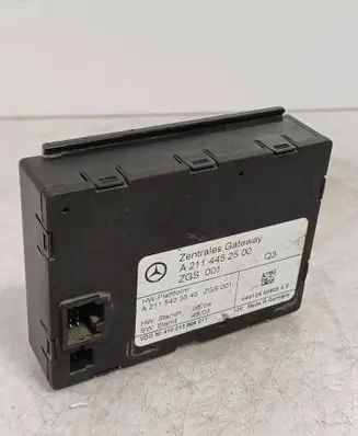 Mercedes-Benz E W211 Gateway control module A2114452500 A2115403545