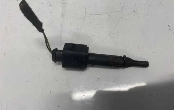 Audi A6 S6 C5 4B Outside/exterior temperature sensor 1j0973722
