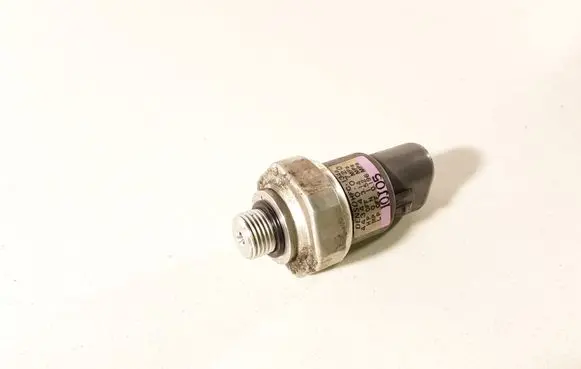 Toyota Corolla E120 E130 Air conditioning (A/C) pressure sensor 4434400720