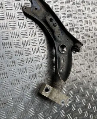 Skoda Superb B6 (3T) Front lower control arm/wishbone 1K0407160C
