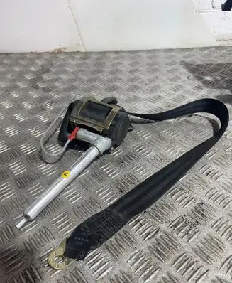 Audi A4 S4 B5 8D Front seatbelt