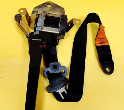 Fiat Bravo - Brava Front seatbelt 044066