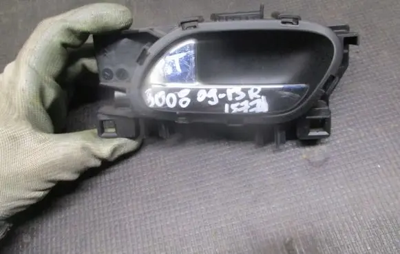 Peugeot 3008 I Front door interior handle 9683446877