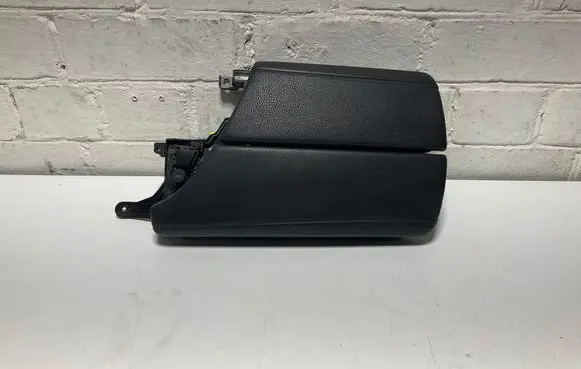 BMW 5 F10 F11 Armrest 9216890 550228103006380
