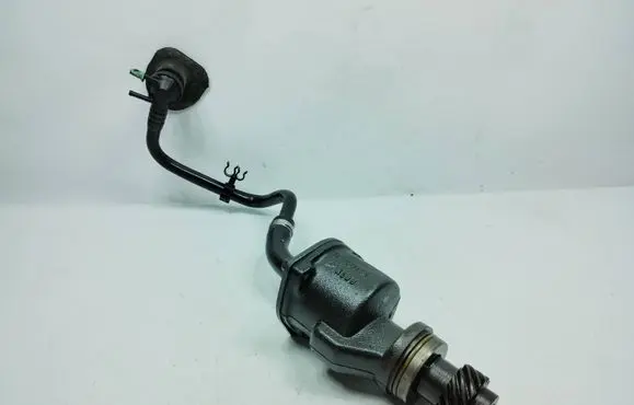 Mercedes-Benz ML W163 Vacuum pump V103870