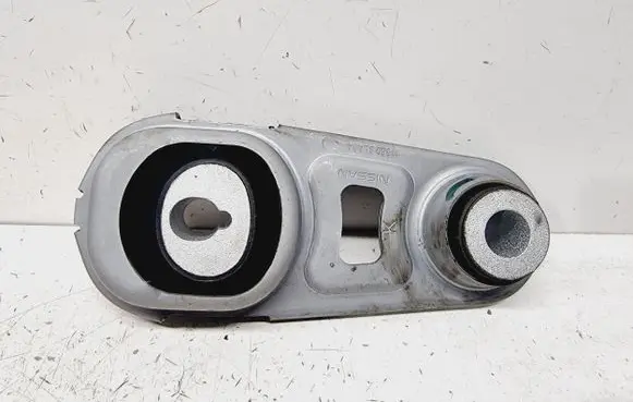 Nissan Qashqai J12 Engine mount bracket 113606LA0A