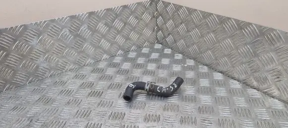 Engine coolant pipe/hose