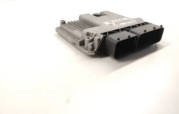 Volkswagen Tiguan Engine control unit/module 06J907309A 0261S06013