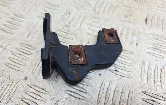 BMW 5 E39 Front bumper mounting bracket 8159362 51118159362