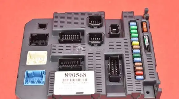 Peugeot 308 Fuse box set 9663798180