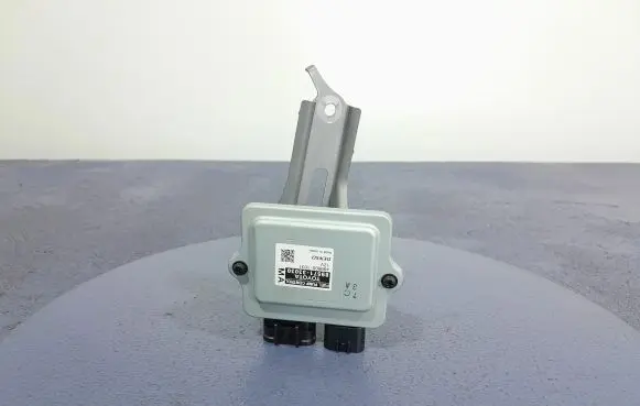 Toyota Camry VIII XV70 Other control units/modules 89571-33030
