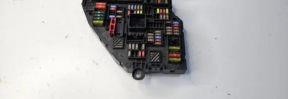 BMW 6 F12 F13 Fuse module 9252813 317033451F