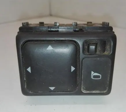 Nissan Navara Wing mirror switch