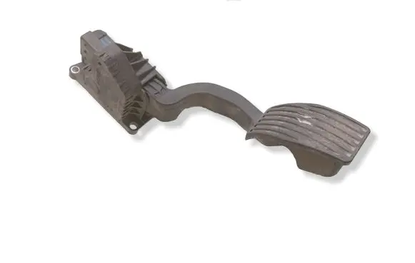 Opel Corsa D Accelerator throttle pedal 55702020