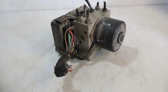 Volkswagen Golf IV ABS Pump