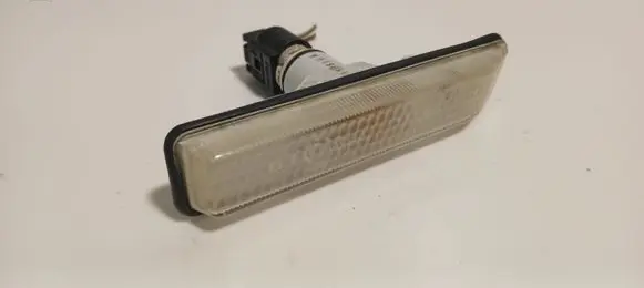BMW X5 E53 Front fender indicator light 7164492