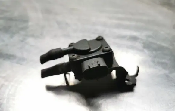 Exhaust gas pressure sensor