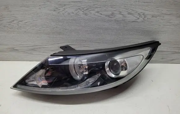 KIA Sportage Headlight/headlamp 921013UXXX